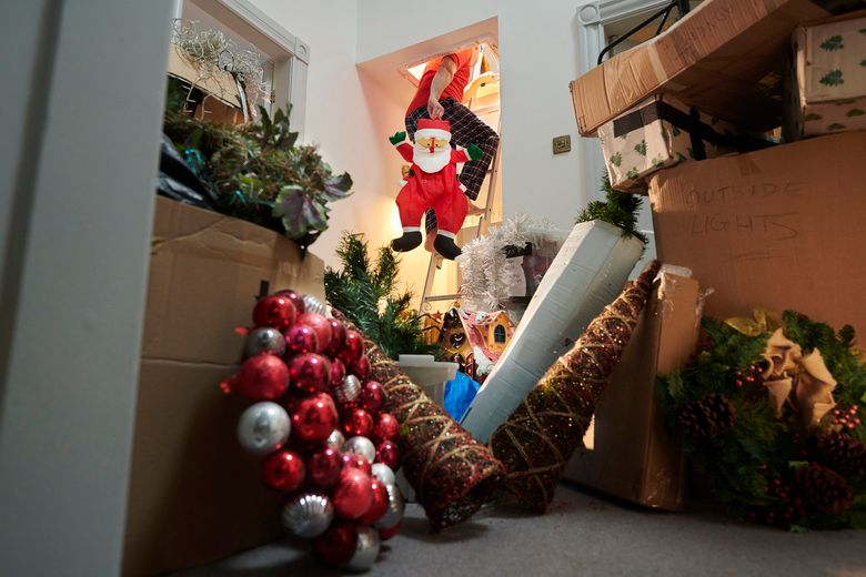 Organizing and storing your holiday decorations