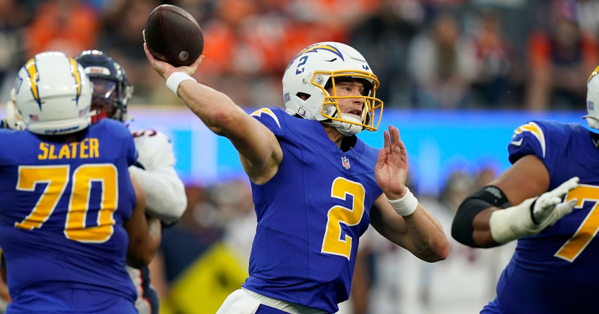 Pro Picks: Easton Stick will lead Chargers to an upset road win over  Raiders in first NFL start – KGET 17