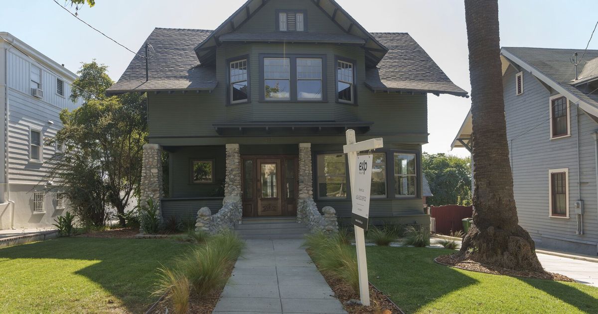 Average long-term mortgage rates edge higher, snapping 9-week slide