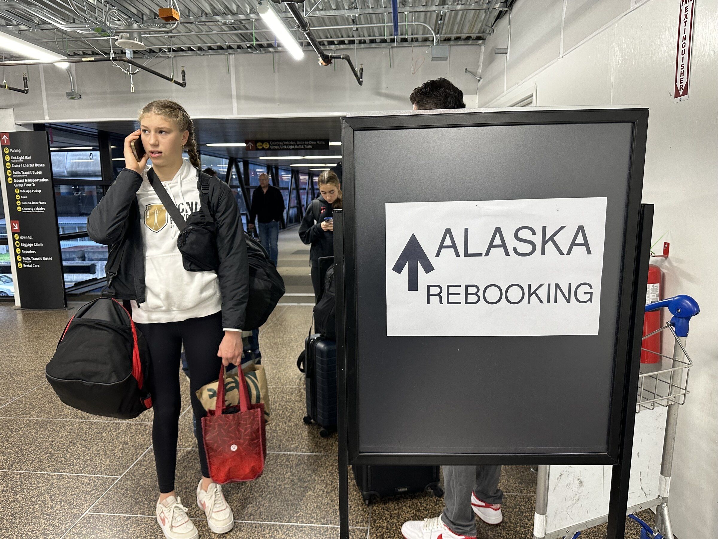 Alaska airlines cheap damaged baggage claim