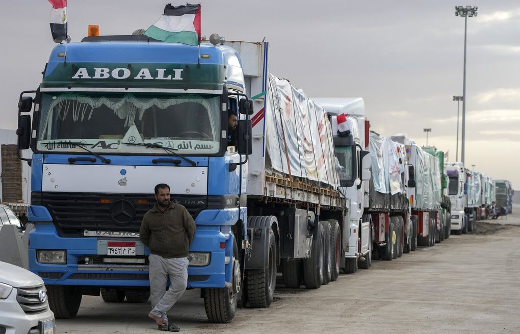 Have nothing to eat: Truck drivers, suppliers of essentials