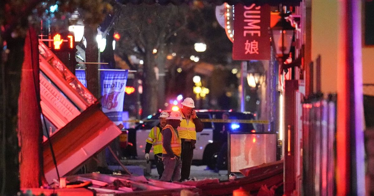 Hotel Exploding Firefighters investigate role of gas in explosion at historic Texas ...