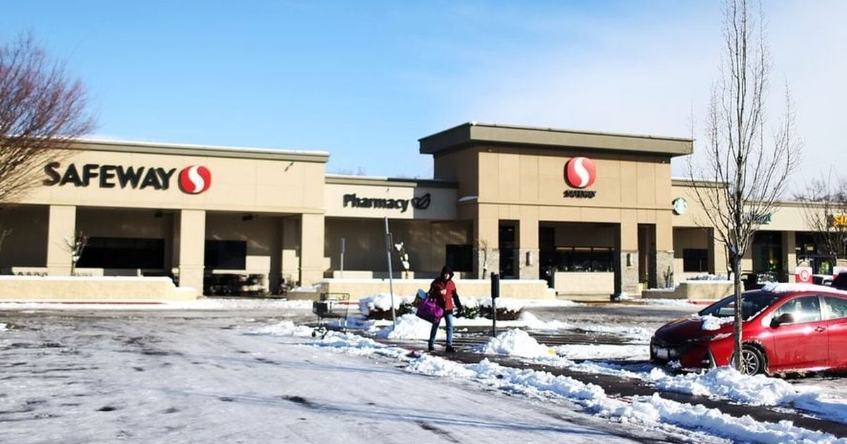 winter-storm-checklist-the-groceries-emergency-supplies-you-need-in