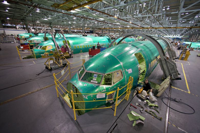 Boeing 737 fuselage sections sit on the assembly floor in March 2010 at Spirit AeroSystems in Wichita, Kan. (Daniel Acker / Bloomberg, 2010)