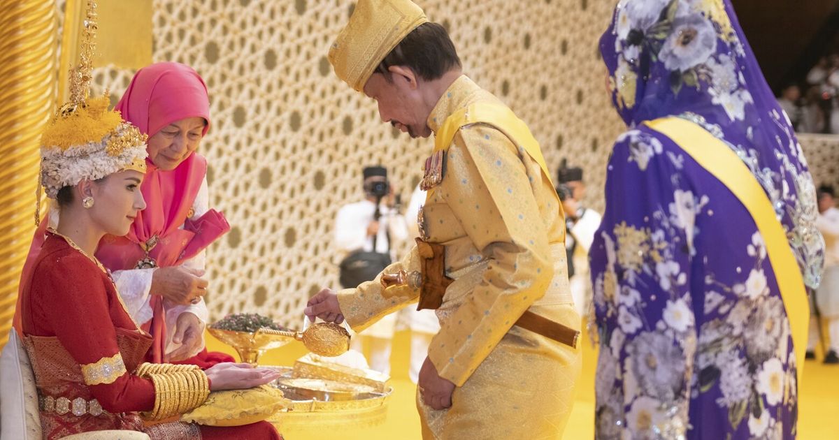 Brunei’s Prince Abdul Mateen weds fiancee in lavish 10-day ceremony ...