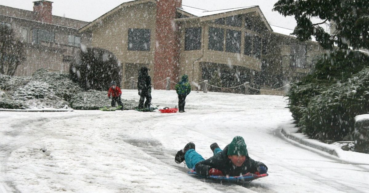 Seattle Area School Closures Delays Amid Cold Weather Burst Pipes