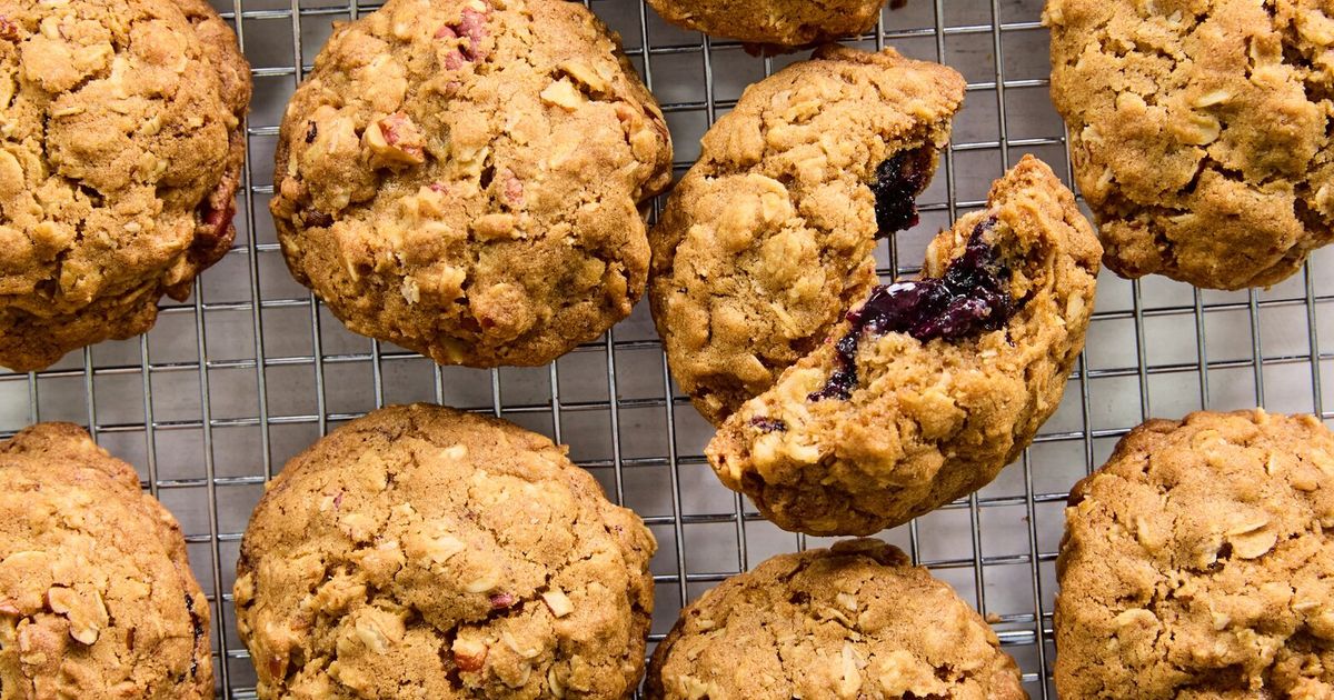 The perfect oatmeal cookie for the raisin-haters out there | The ...