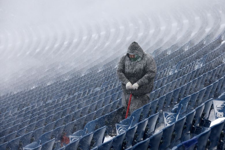 With snow still falling, Bills call on fans to help dig out stadium for  playoff game vs. Steelers