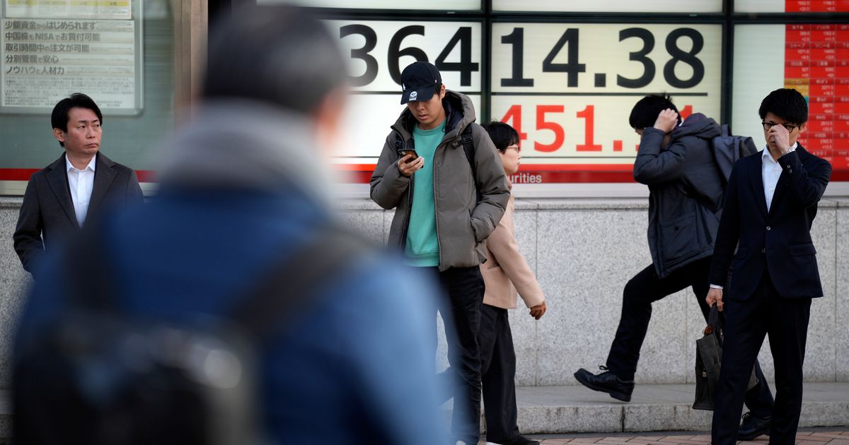 Миллион рублей. 5 тысяч рублей. 2 5 1000 стоит. Банкнота 5000. Фальшивая 5 тысячная купюра.