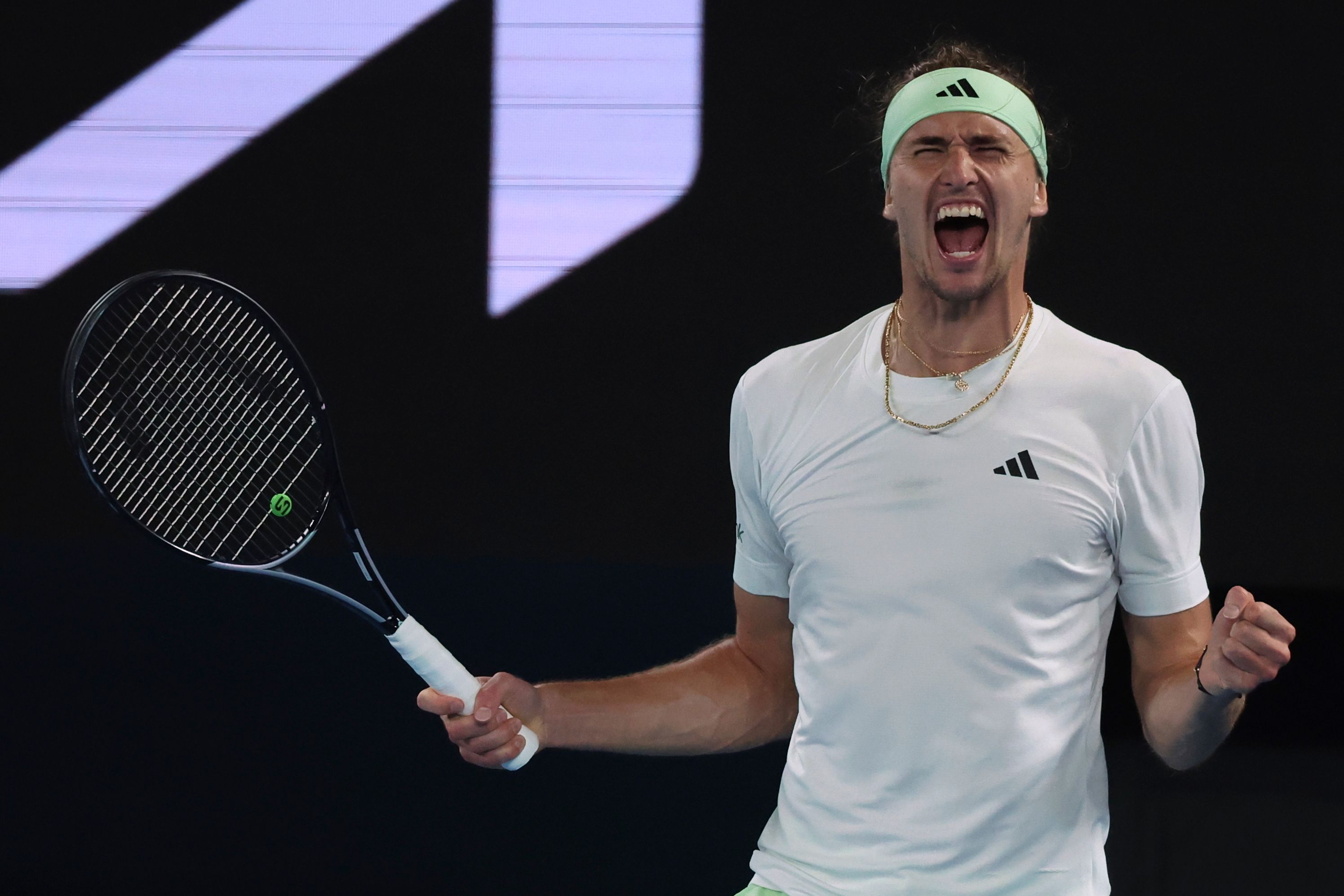 Zverev Ousts Alcaraz To Move Into Australian Open Semis Against ...