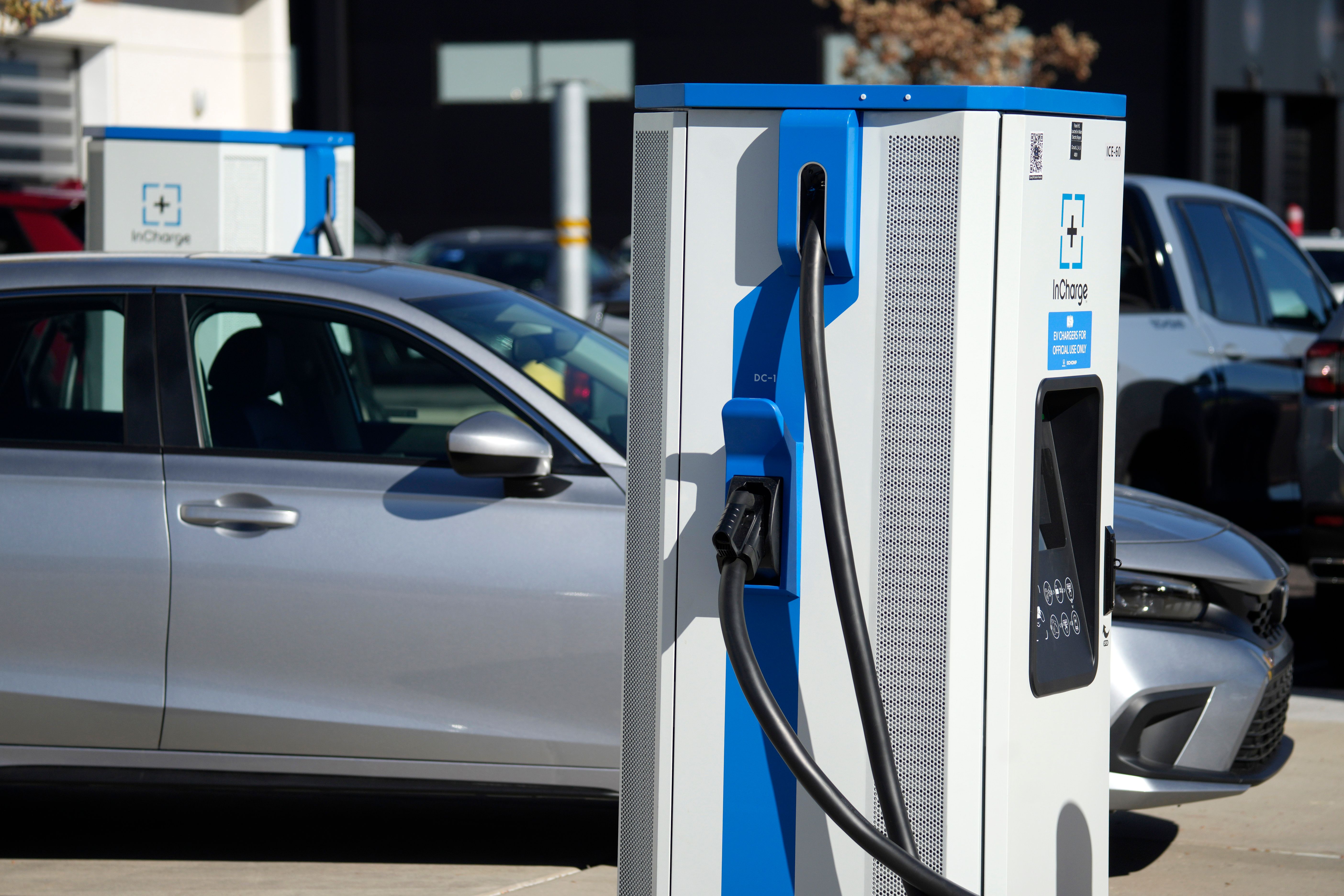 Public companies that make deals electric car charging stations