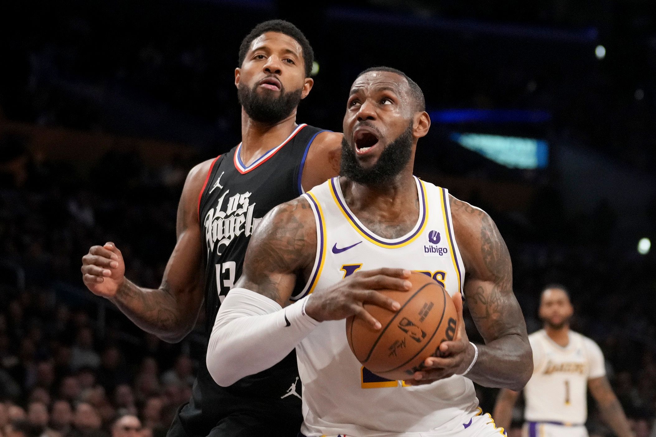 LeBron James scores 25 points Lakers hold off Clippers 106 103 to