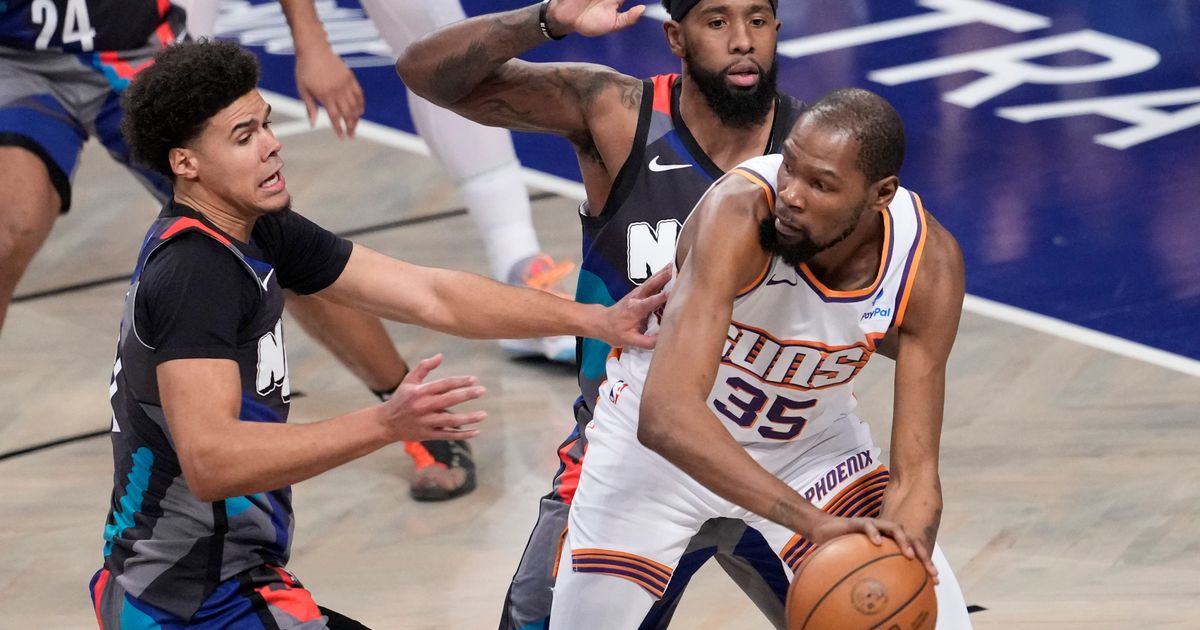 Kevin Durant scores 33 points in Brooklyn return, leads Suns to 136-120 victory over the Nets