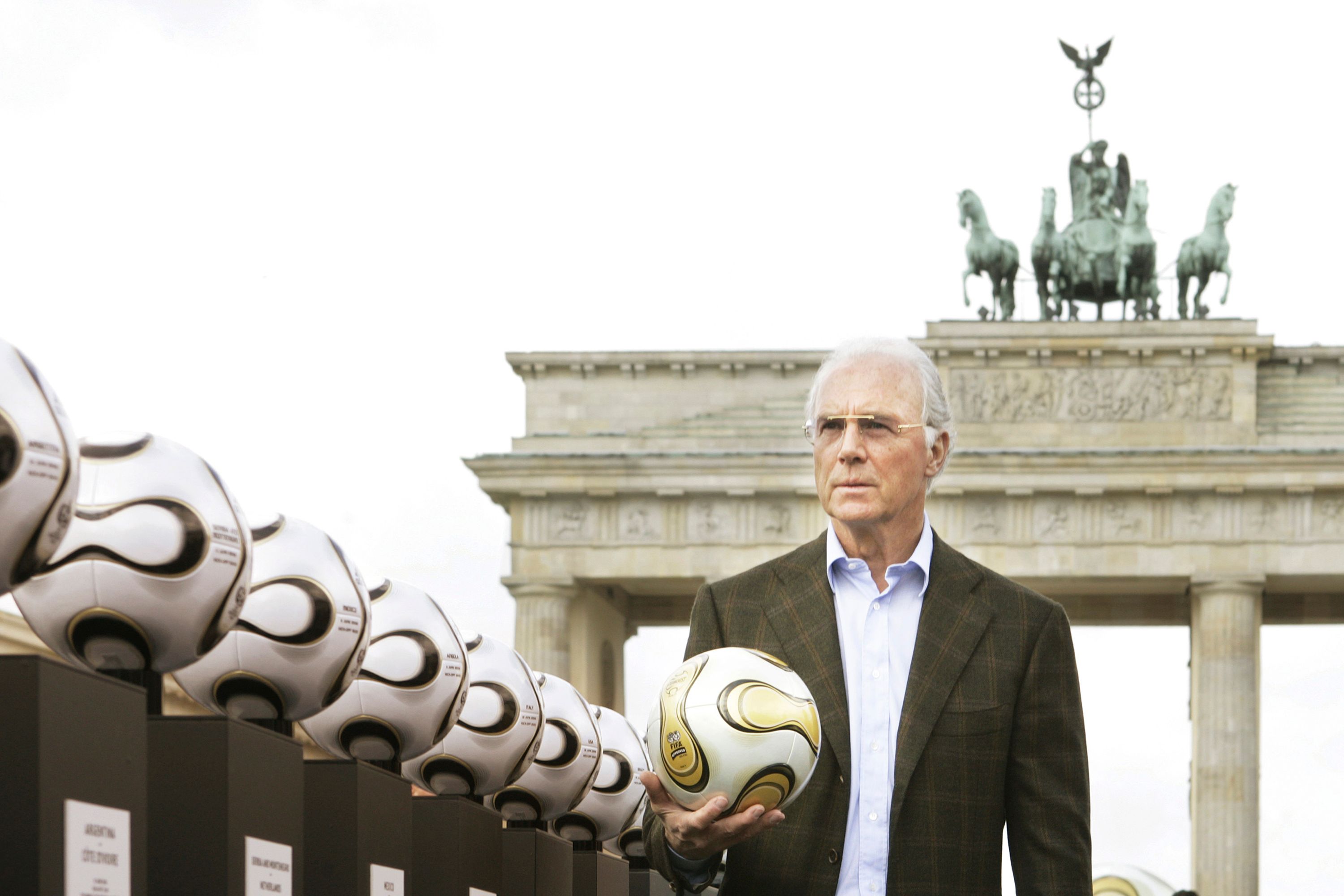 Reactions To The Death Of German Soccer Great Franz Beckenbauer At The ...