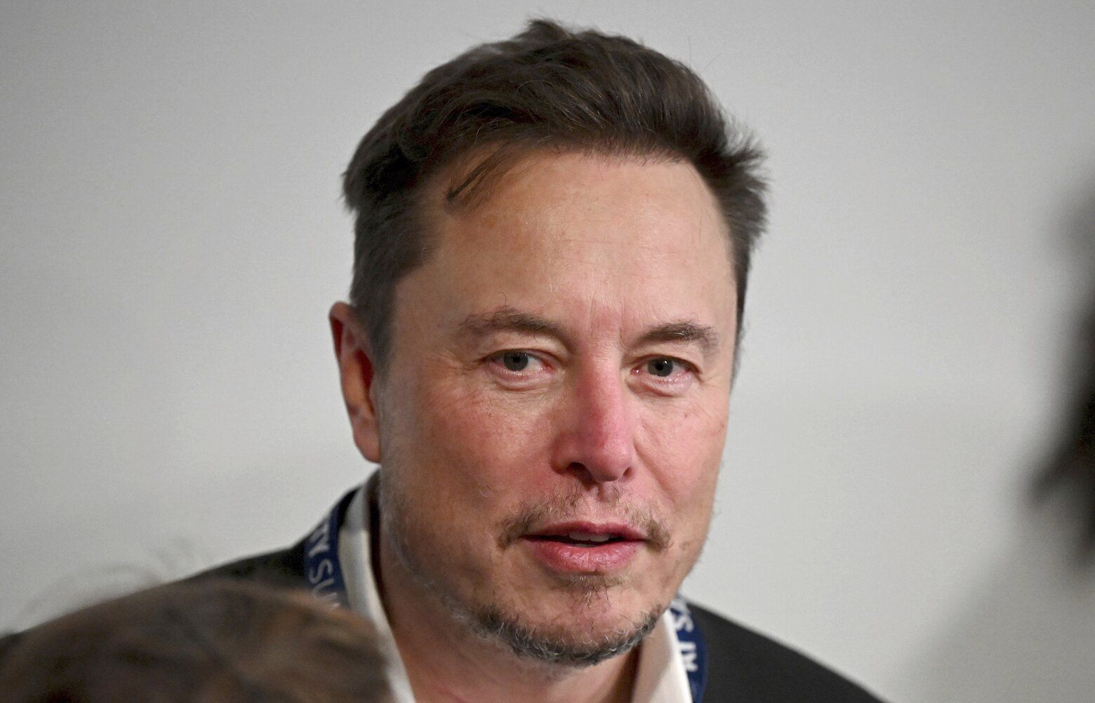 Former Twitter Executives Sue Elon Musk Over Firings, Seek More Than ...