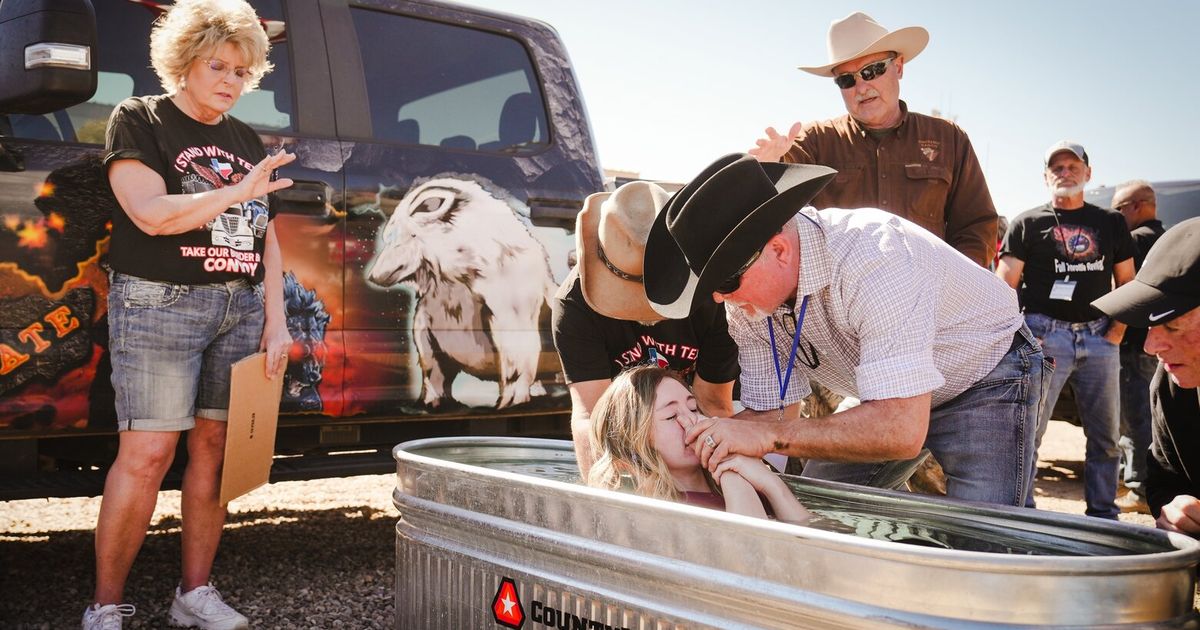 At rally for border security in Texas, fears of ‘invasion’ and ‘civil ...