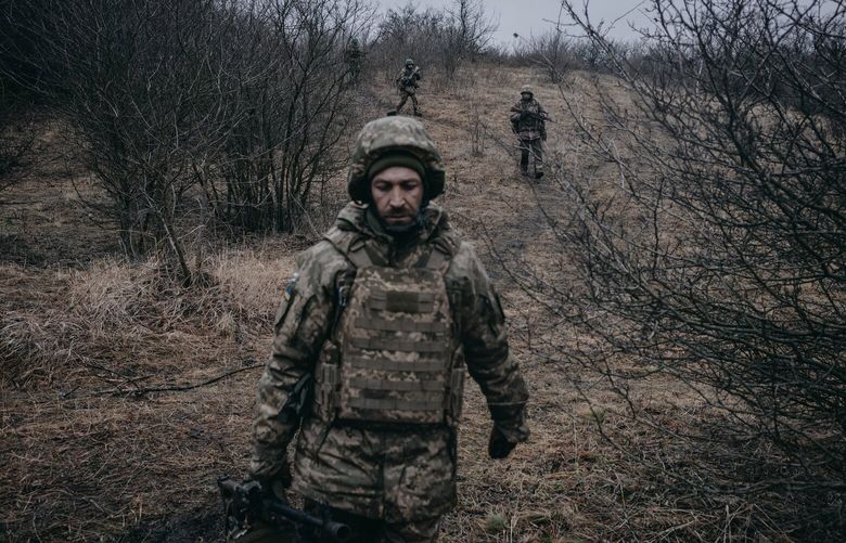 Training exercises for new troops in Donbas. MUST CREDIT: Wojciech Grzedzinski for The Washington Post