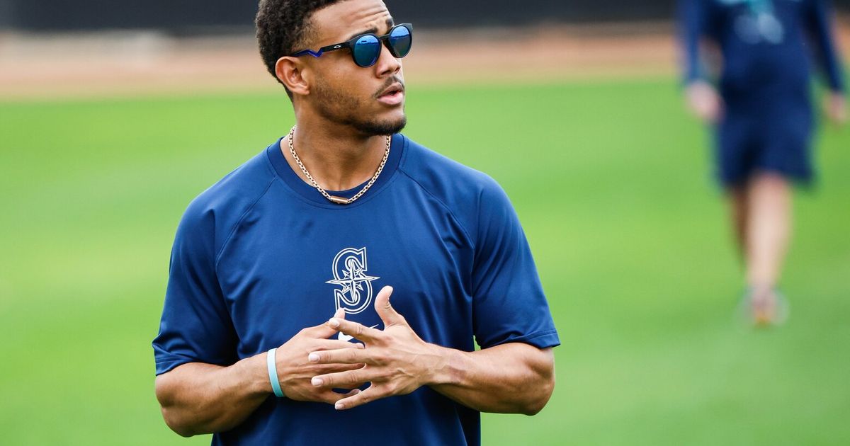 Mariners injury updates Julio Rodriguez sidelined with hand issue