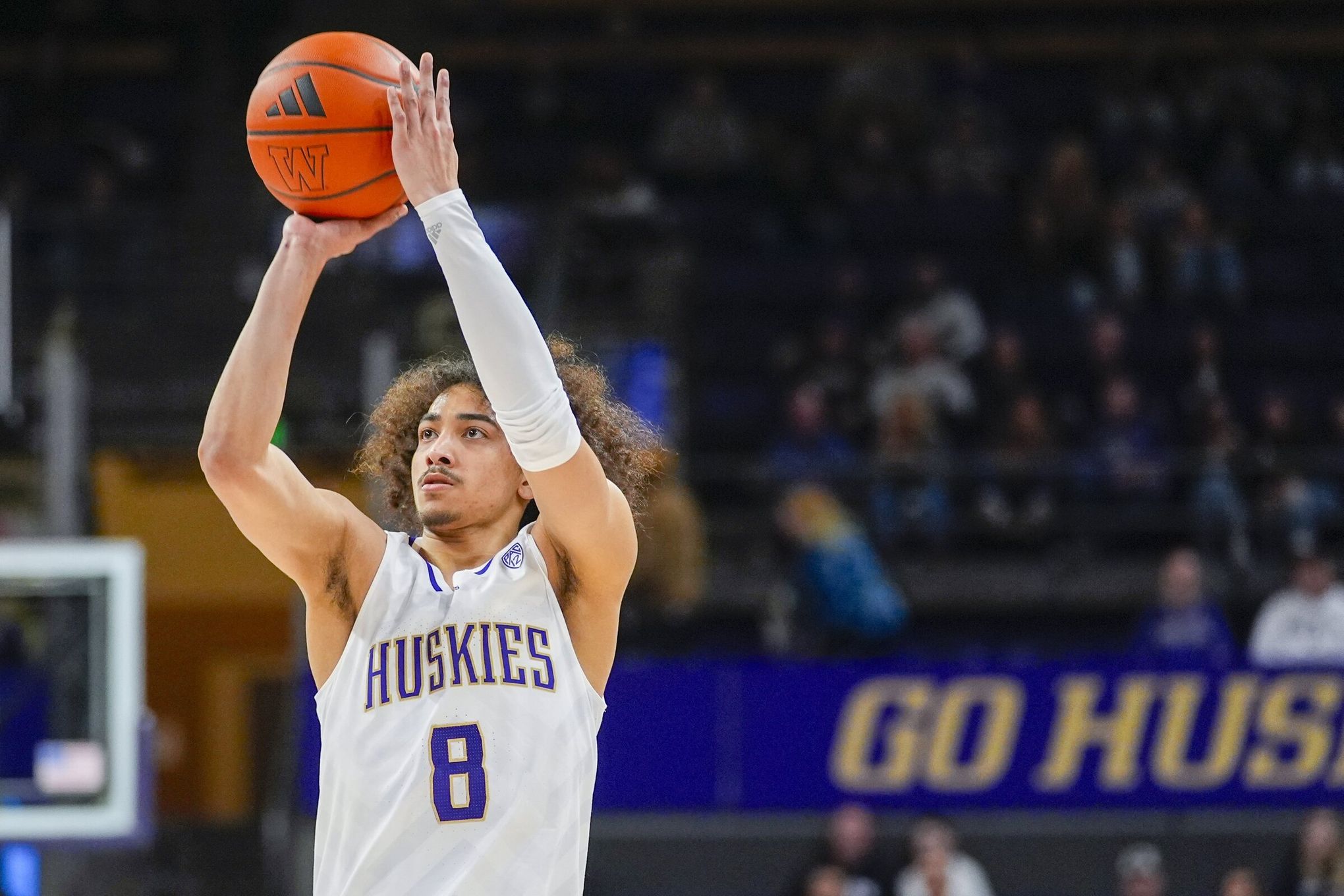 UW men's basketball guard Nate Calmese making the most of his limited  chances for the Huskies | The Seattle Times