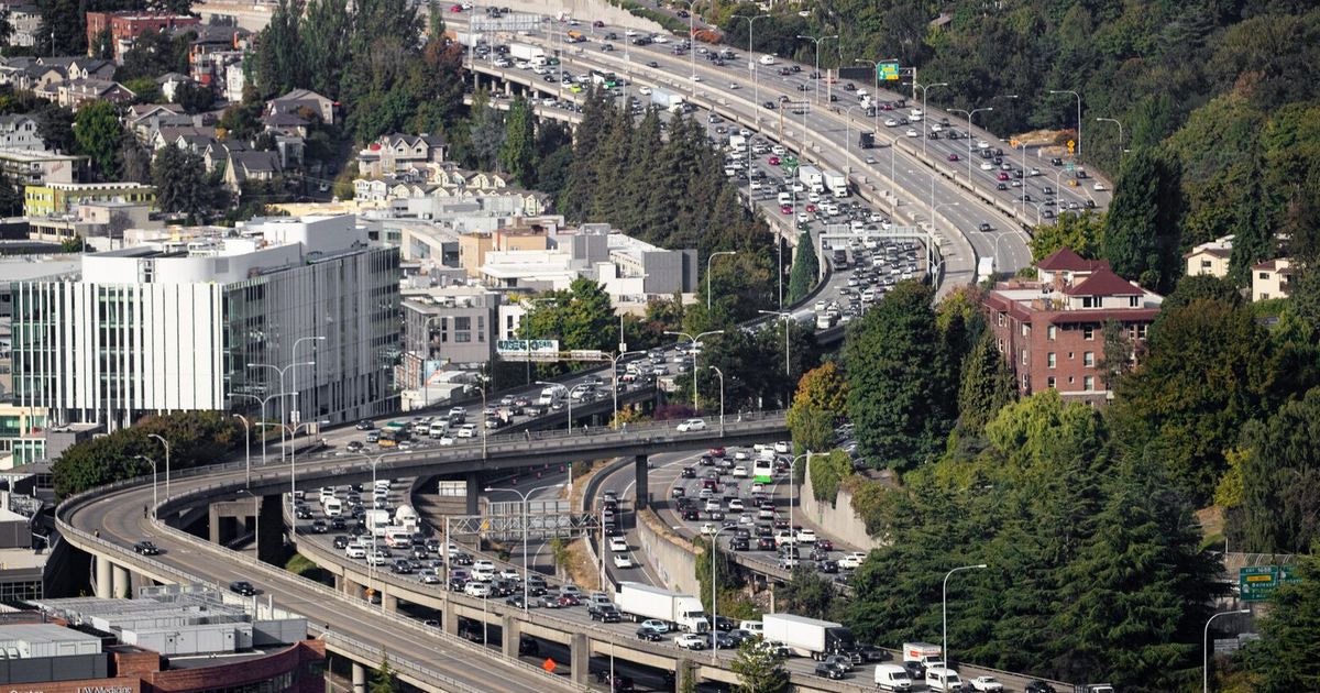 What should I do if someone is tailgating my car? Here’s the WA law The Seattle Times