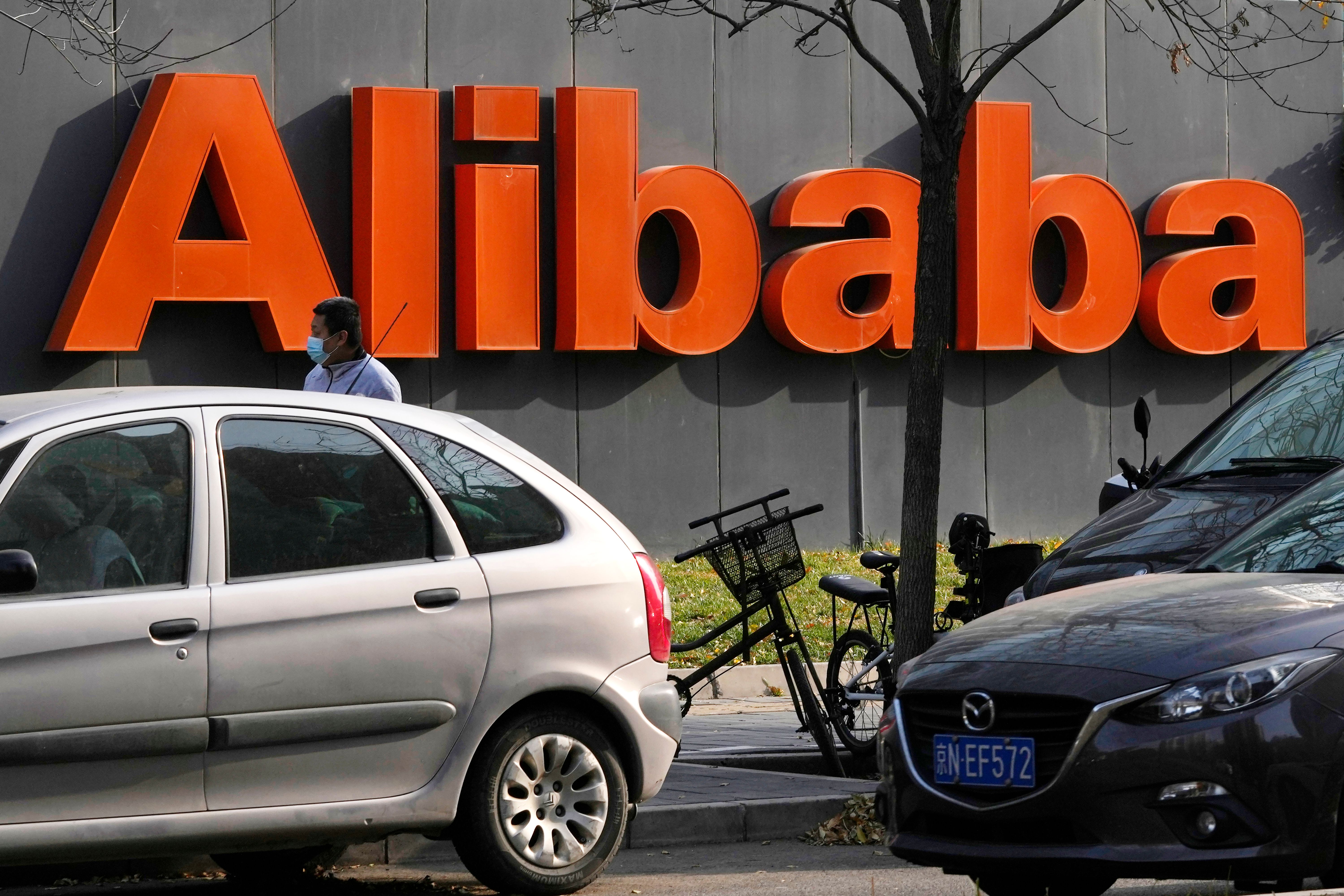 Alibaba approves an additional $25 billion share buyback as its revenue  disappoints | The Seattle Times