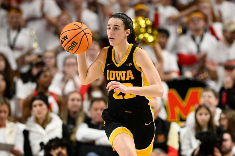 Caitlin Clark drops 38 points for No. 3 Iowa vs upset-minded Maryland and  sellout crowd of 17,950 | The Seattle Times