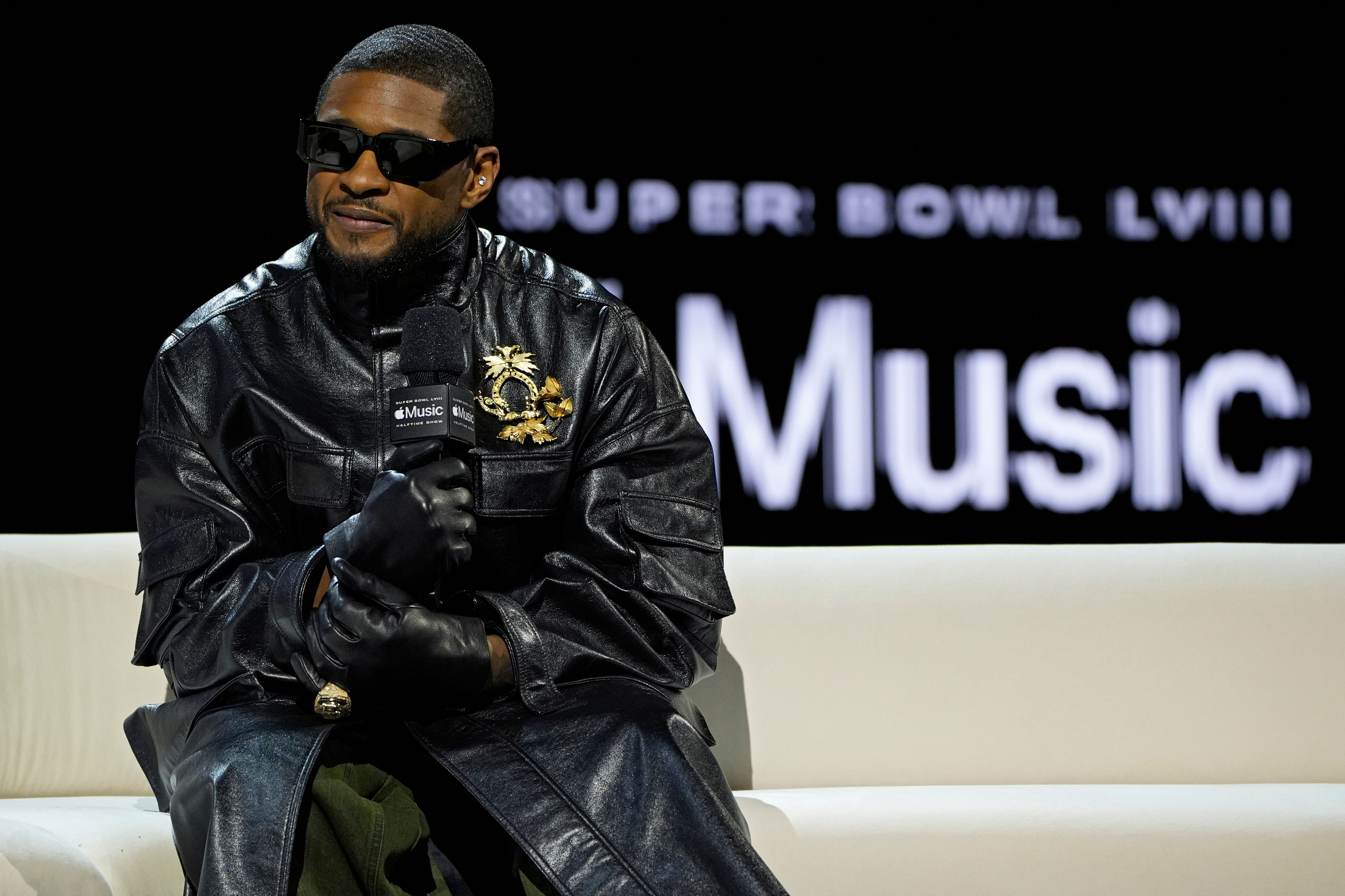 Before Usher Hits The Super Bowl Halftime Stage, Apple Music Builds ...