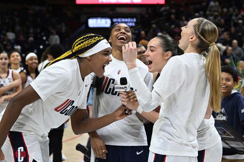 Paige Bueckers and Geno Auriemma both announce they will spend at least one  more year at UConn | The Seattle Times