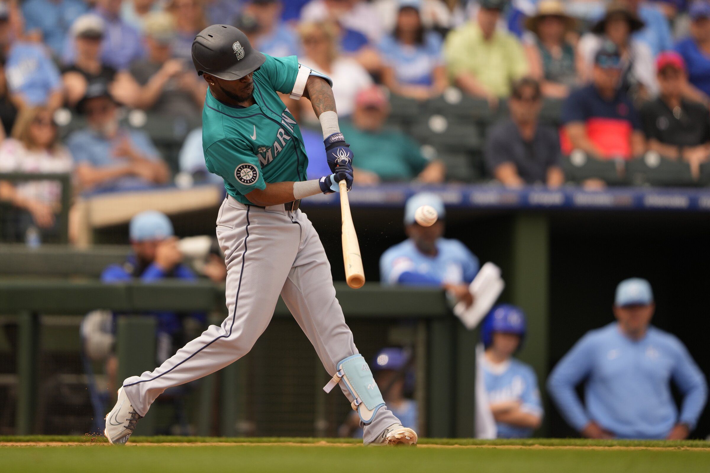 Mariners pick up second Cactus League win, beating Royals | The