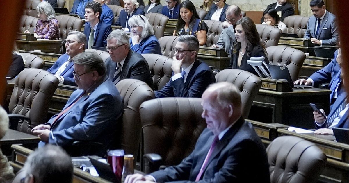 WA lawmakers rush to show climate act’s value before it goes to ballot