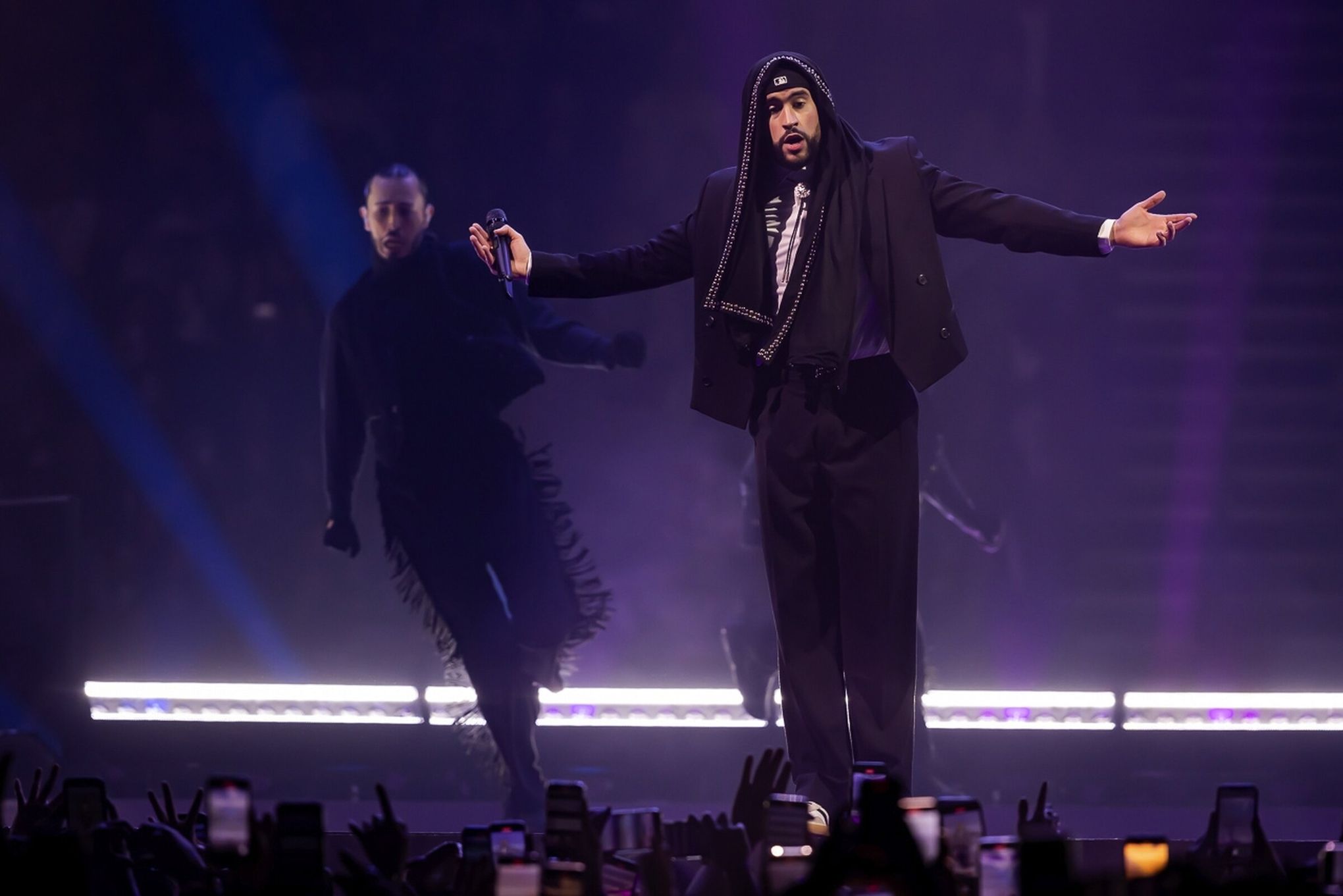 Review: Bad Bunny lays claim to global rap throne in Seattle | The Seattle  Times