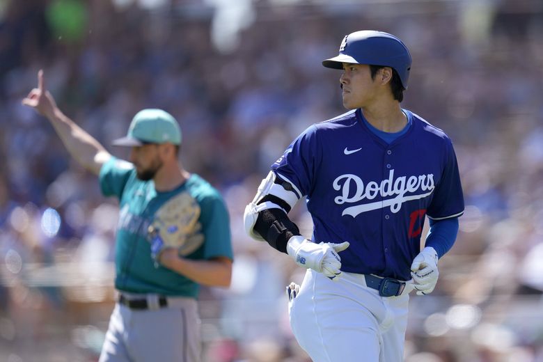 Mariners play 'best all-around game' of spring in 8-1 win over Dodgers