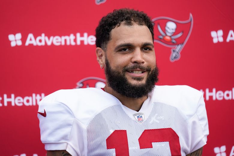 Mike Evans agrees to a 2-year, $52 million contract to remain with the  Buccaneers, AP source says | The Seattle Times