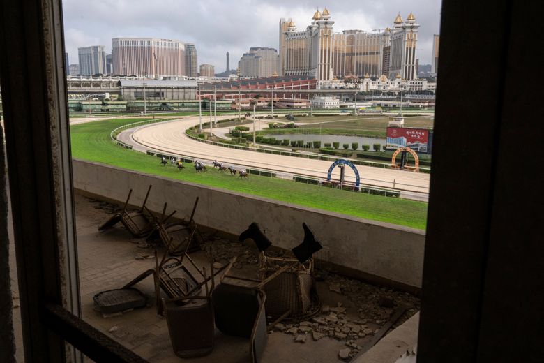 China&rsquo;s gambling hub of Macao holds its final horse race, ending a 