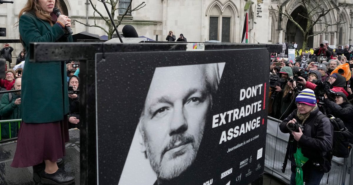 A London court will rule on whether WikiLeaks founder Assange can challenge  extradition to the US | The Seattle Times