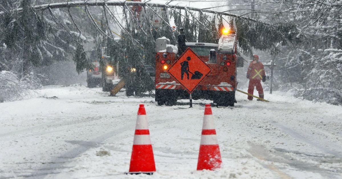 Tens Of Thousands Still Without Power Following Powerful Noreaster In New England The Seattle 9202