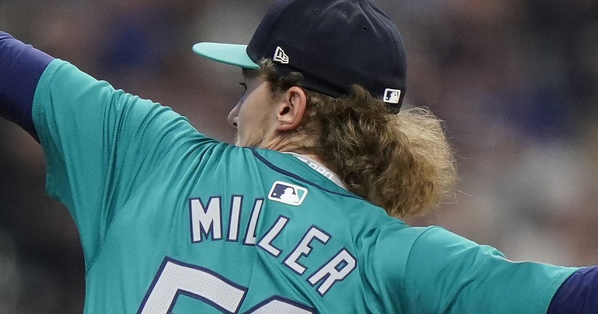 Mariners manager Scott Servais defends decision to pull Bryce Miller ...