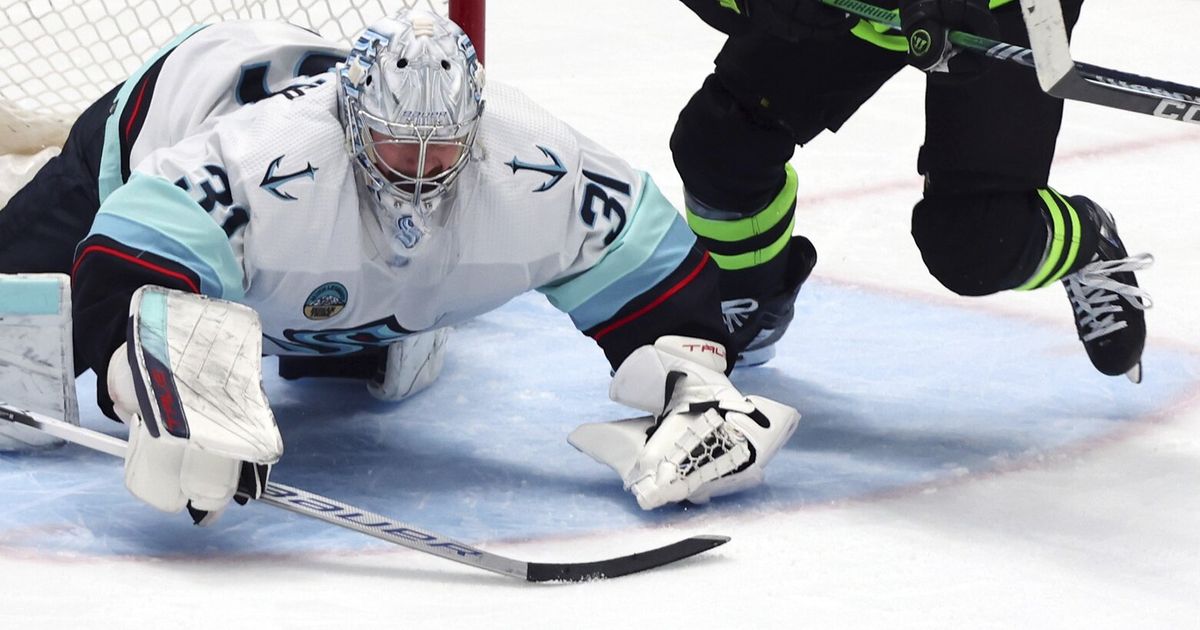 Strong surge by Philipp Grubauer gives Kraken goalie front an ...