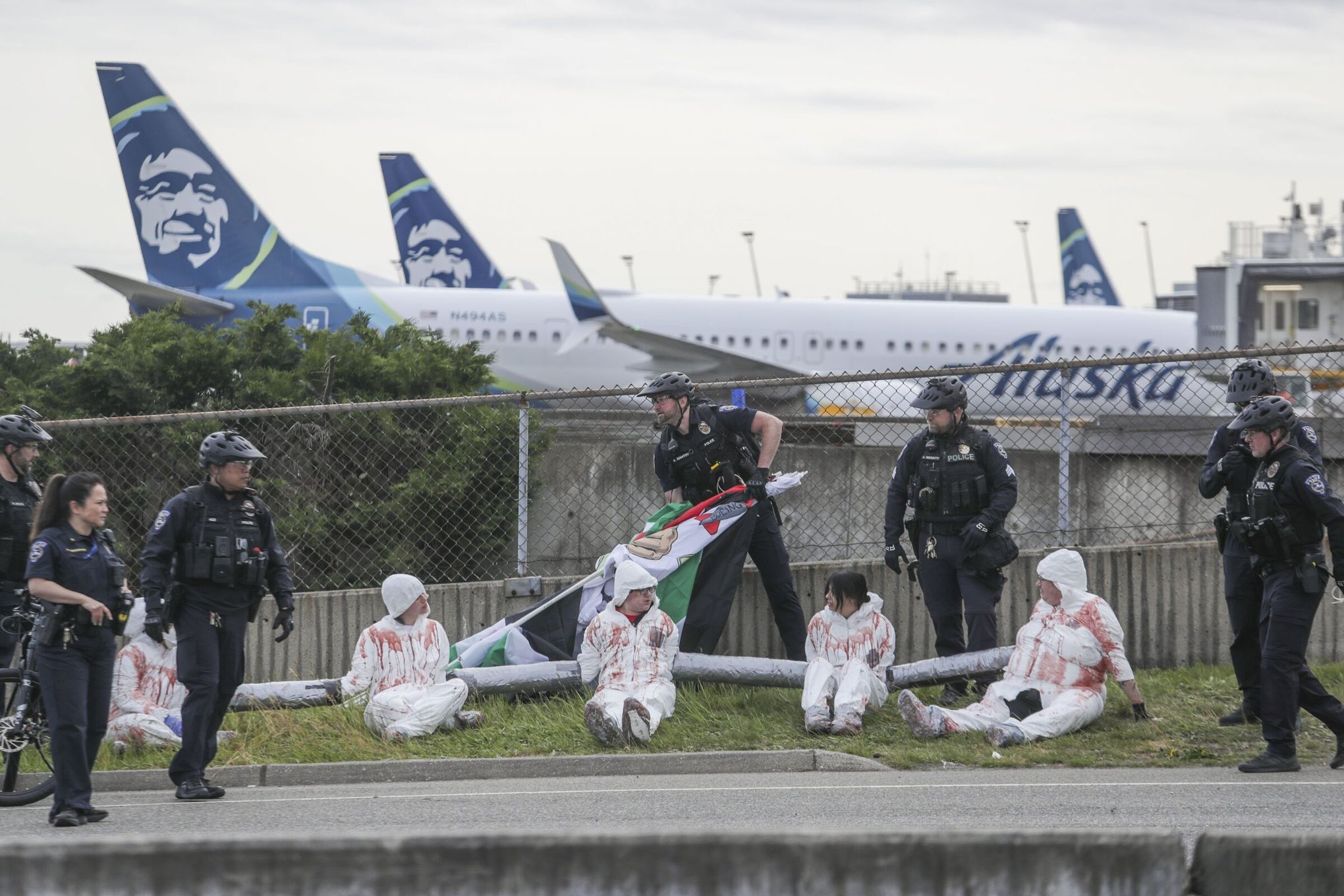 What we know about the protest that closed traffic near Sea-Tac Airport |  The Seattle Times