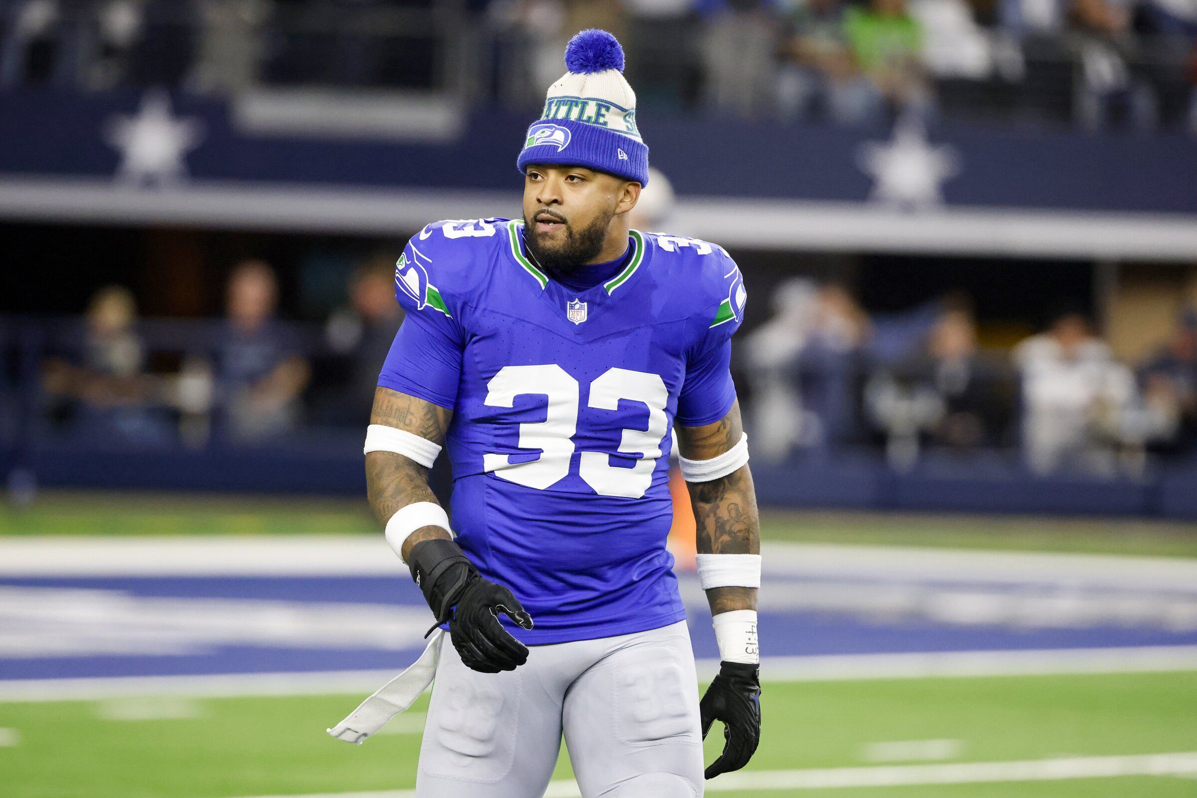 Seahawks' needs at safety, linebacker point to possible return of