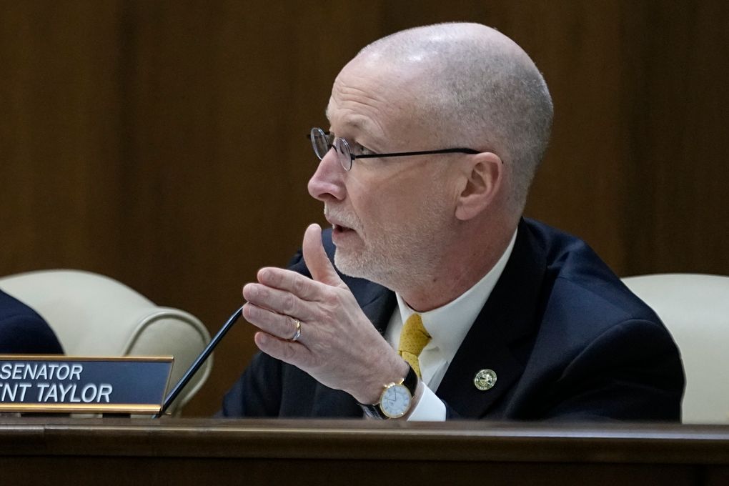 Tennessee race is rattled by a Republican's acknowledgment of a ‘past indiscretion'