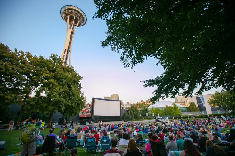 Movies at the Mural is one of many outdoor movie options during the summer. (Christopher Nelson, 2016)