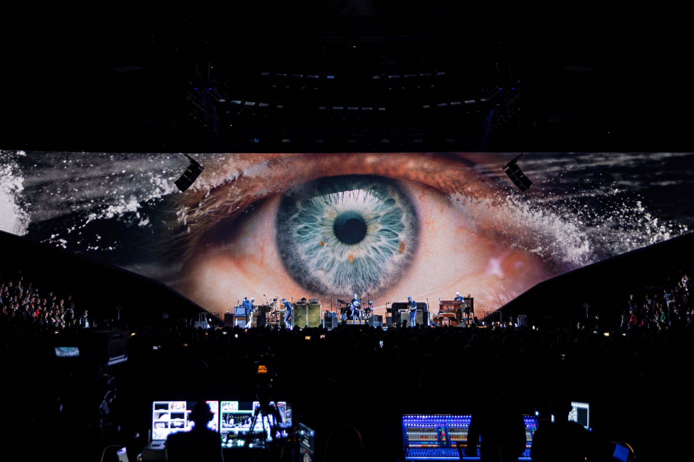 Pearl Jam's world tour has a different look. This WA artist