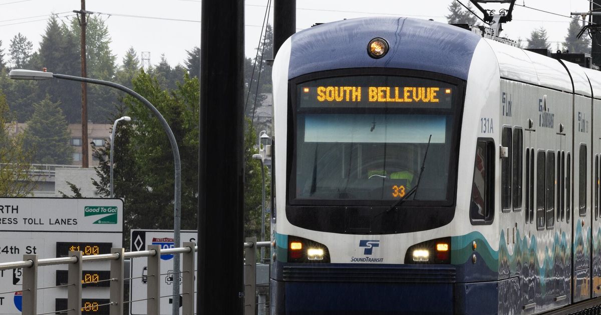 Eastside light rail service restored after power outage | The Seattle Times