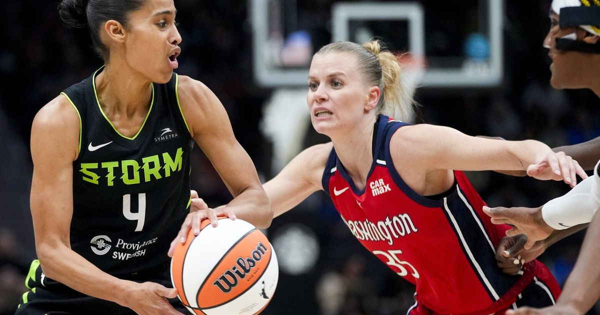 Skylar Diggins-Smith has breakout game to power Storm to rout of ...