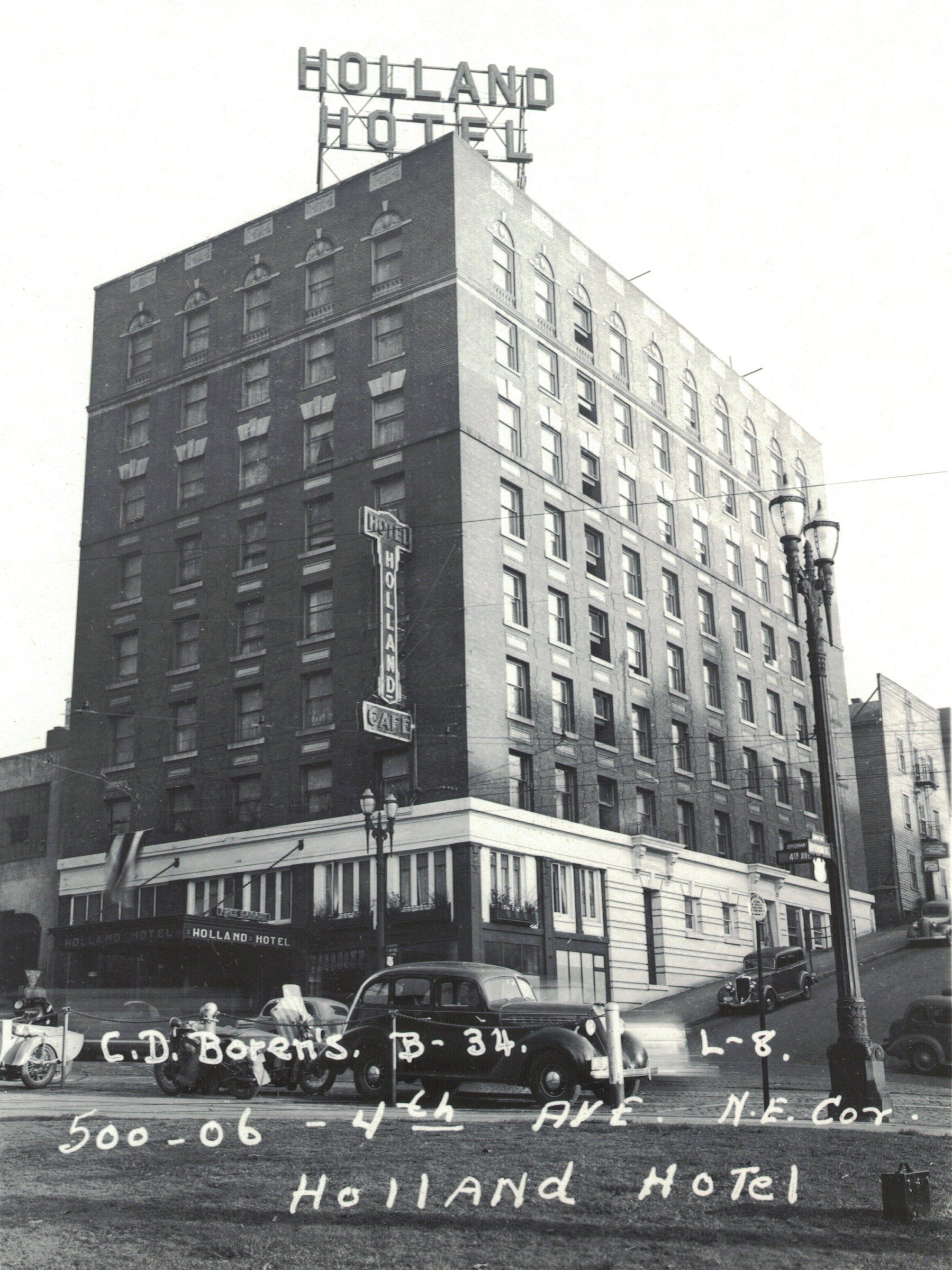 This Seattle hotel was razed in 1968 for a building with its own