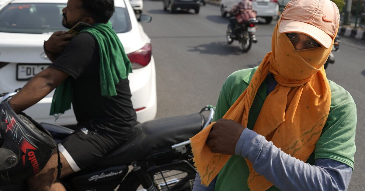 New Delhi sweats through its hottest recorded day