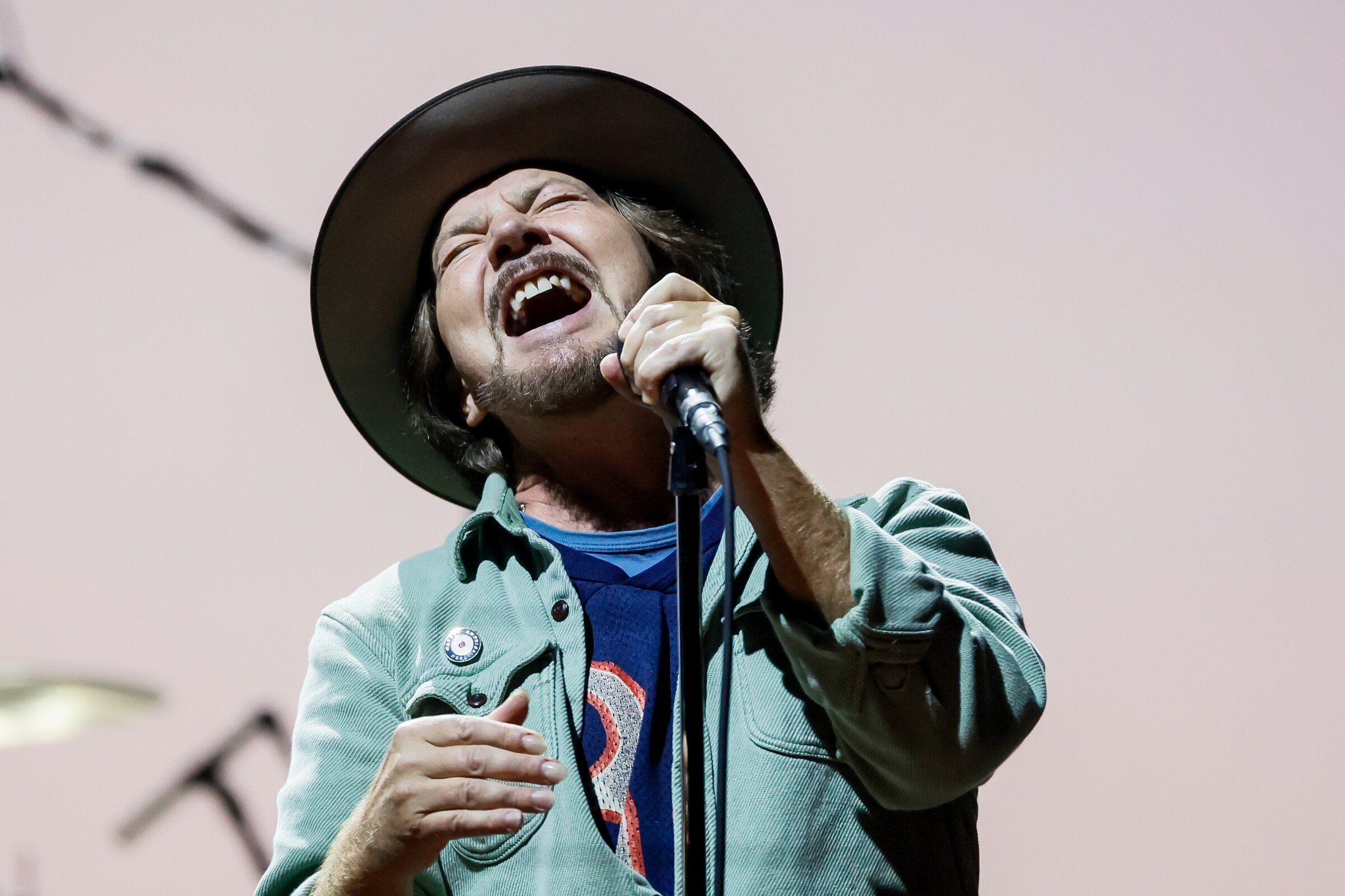 Review: Eddie Vedder and Pearl Jam hit another gear in Seattle on