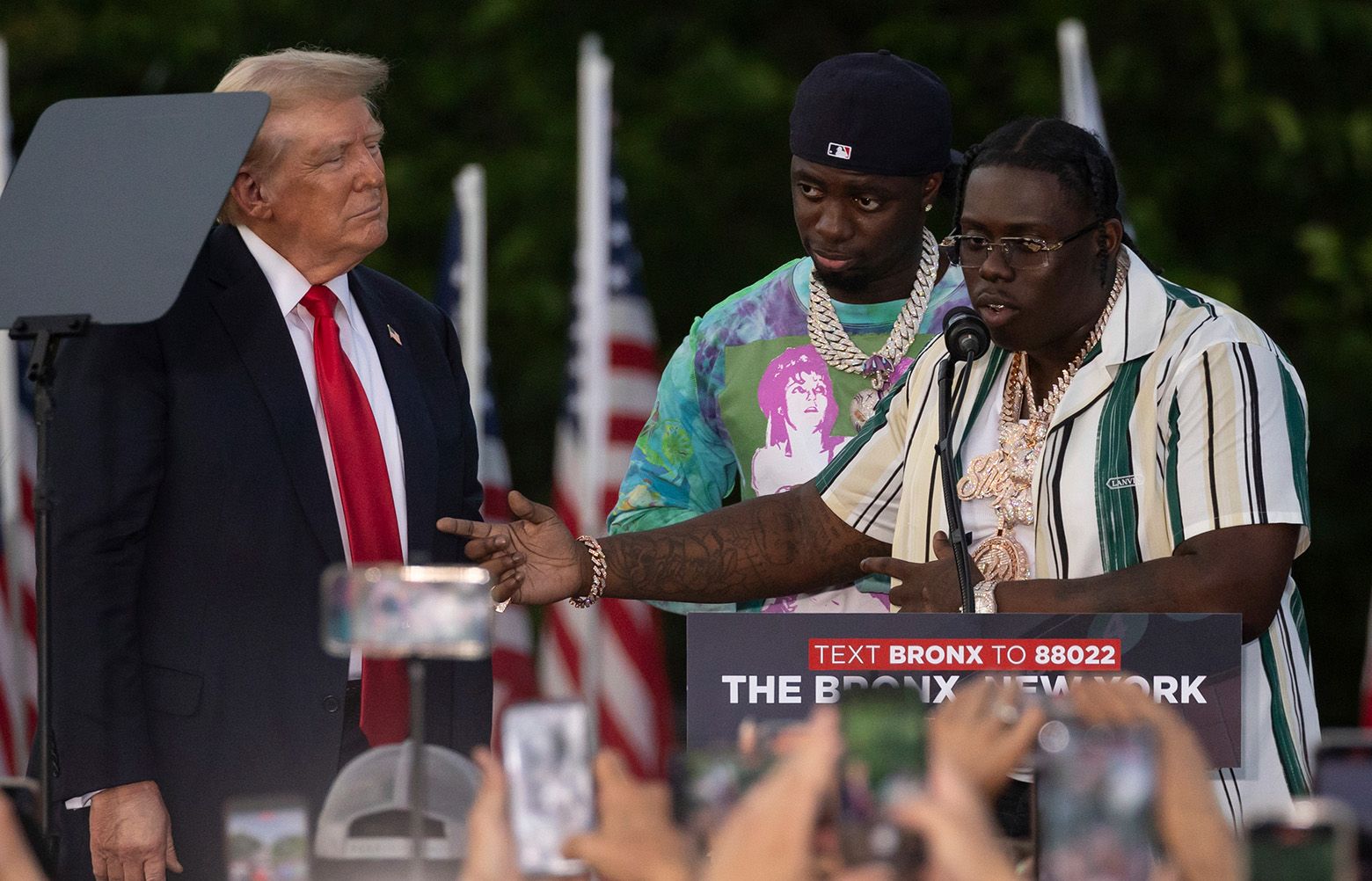 How a coterie of rappers became Trump evangelists | The Seattle Times