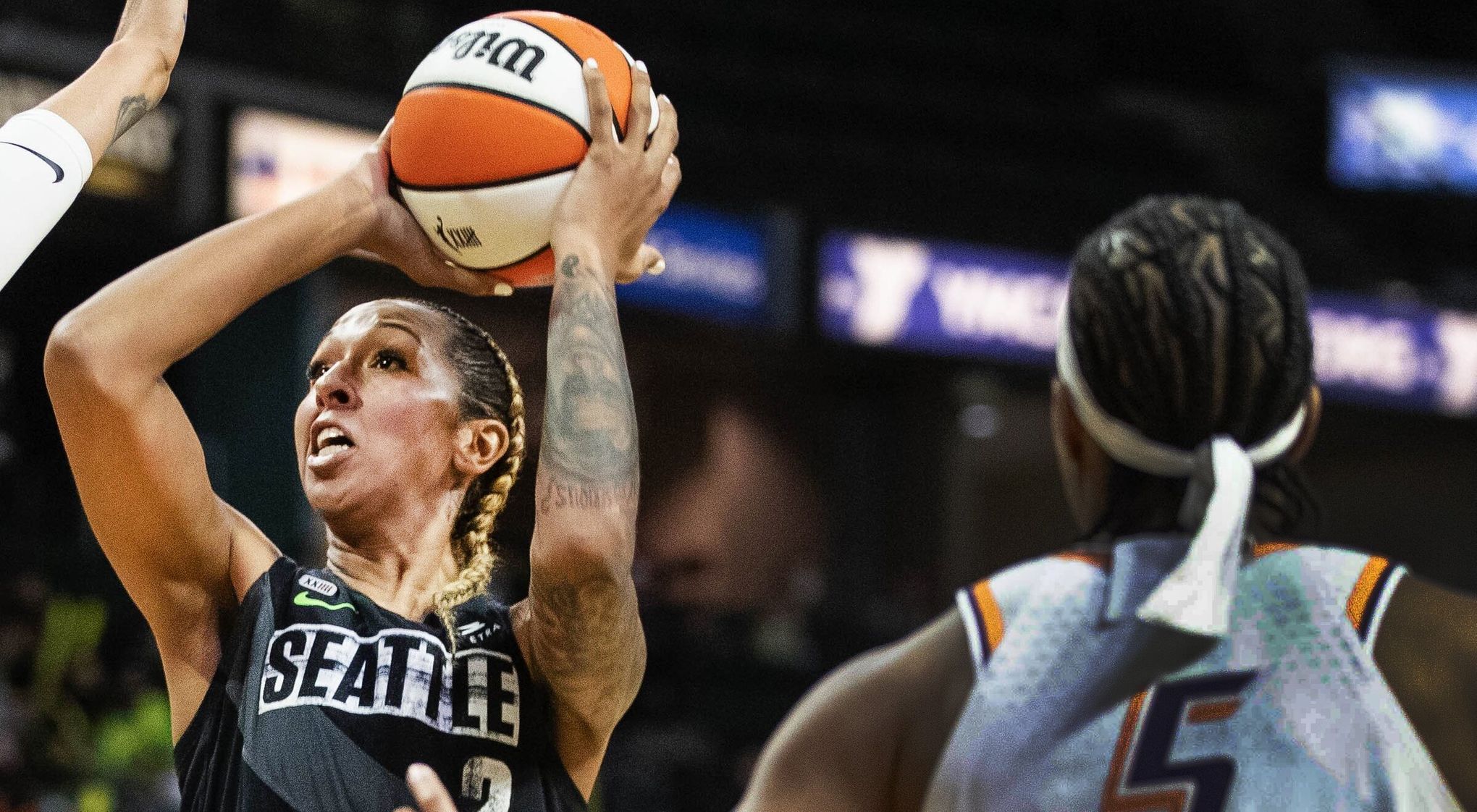 Photo of No. 21: Mercedes Russell